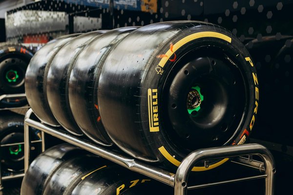 Entretenir son rétroviseur anti-éblouissement : conseils et astuces